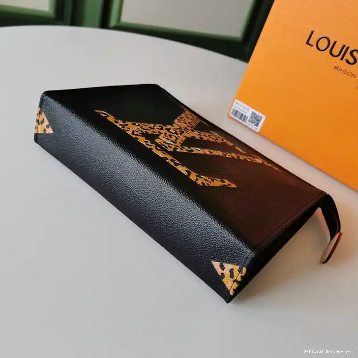 Official Brother Sam 20DJ570190 Loewe Bags 0507